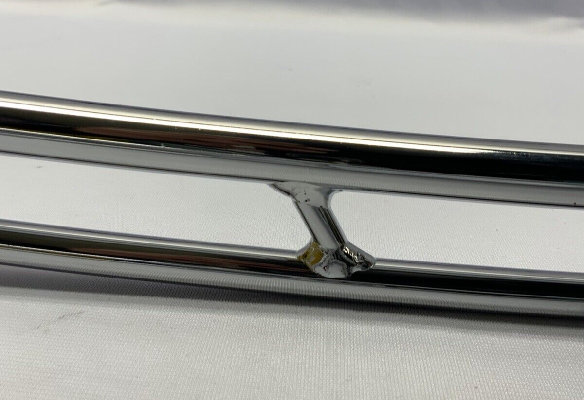 Left Saddlebag Lid Top Guard Rail Harley Davidson Touring 1994-2013