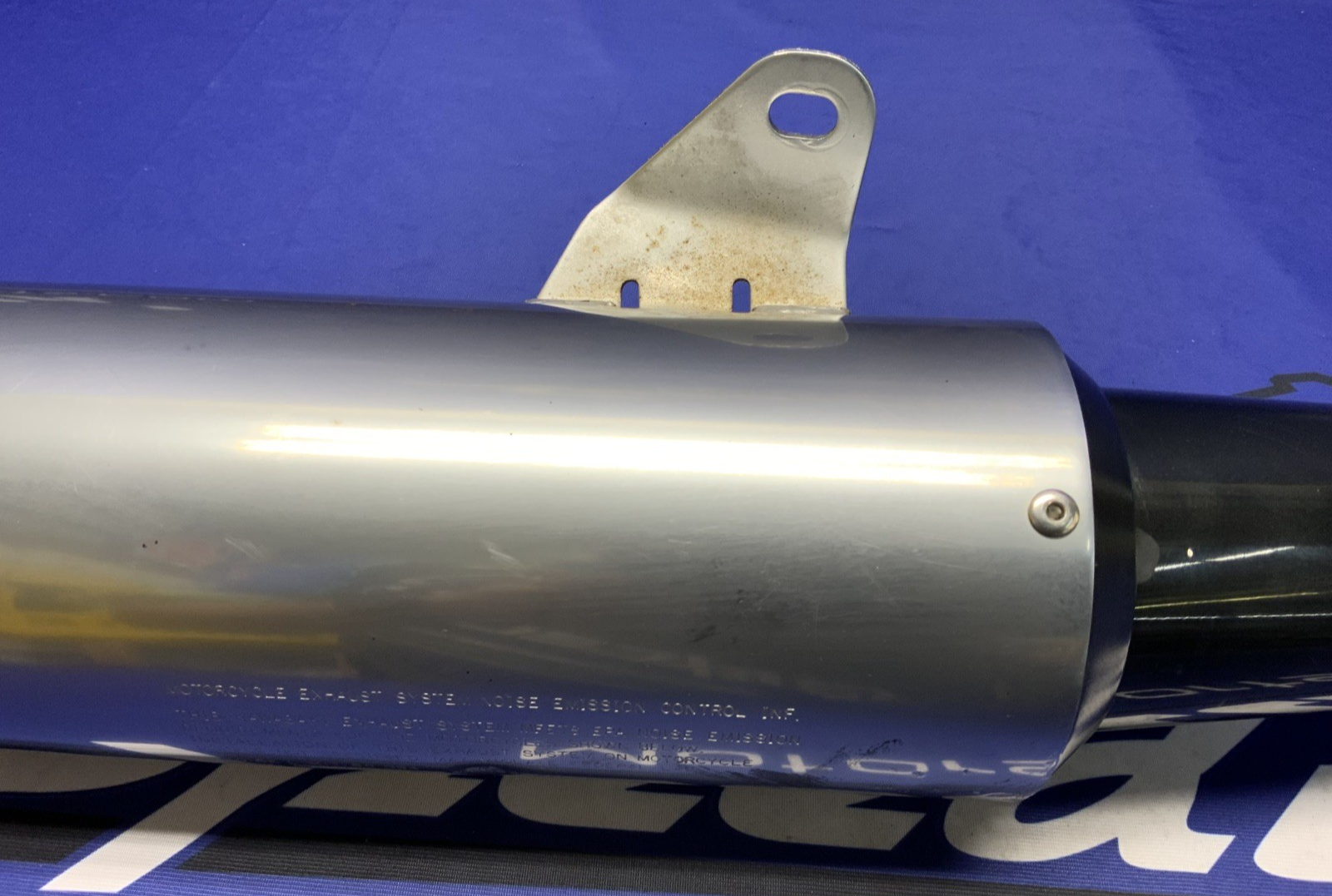 Kawasaki Right Muffler GPZ1000RX 1986-1987 OEM 18002-1693