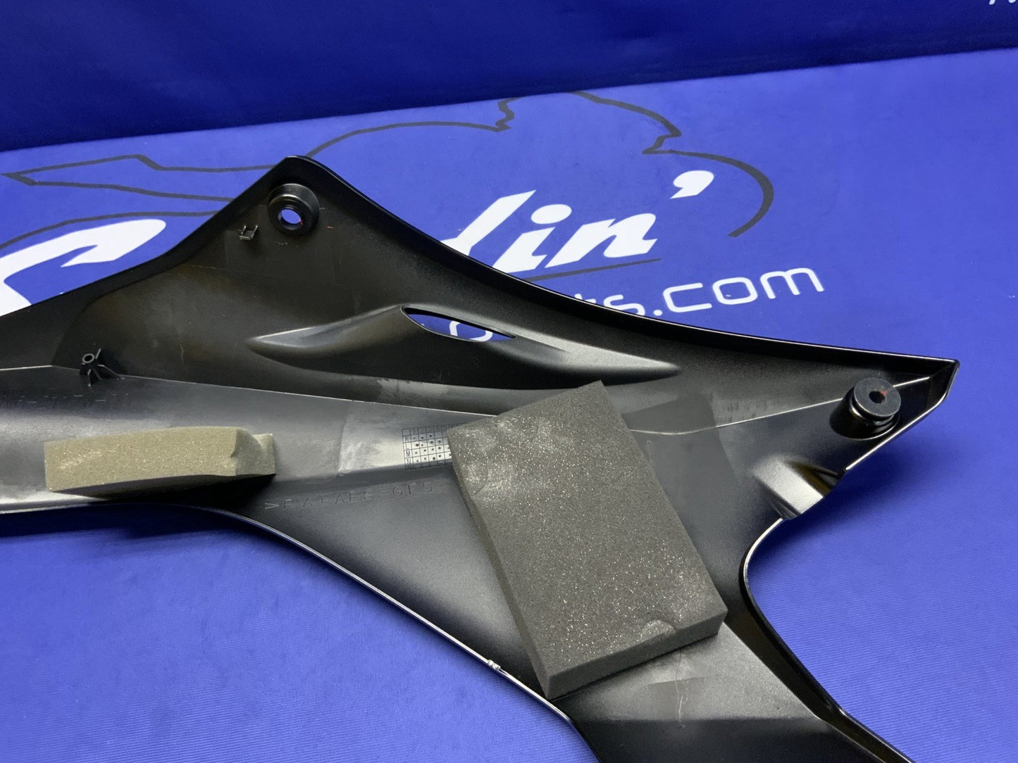 Yamaha Right Upper Fairing (Raven Black) YZF-R6 2023-2026 OEM BN6-2117W-00-P1-2