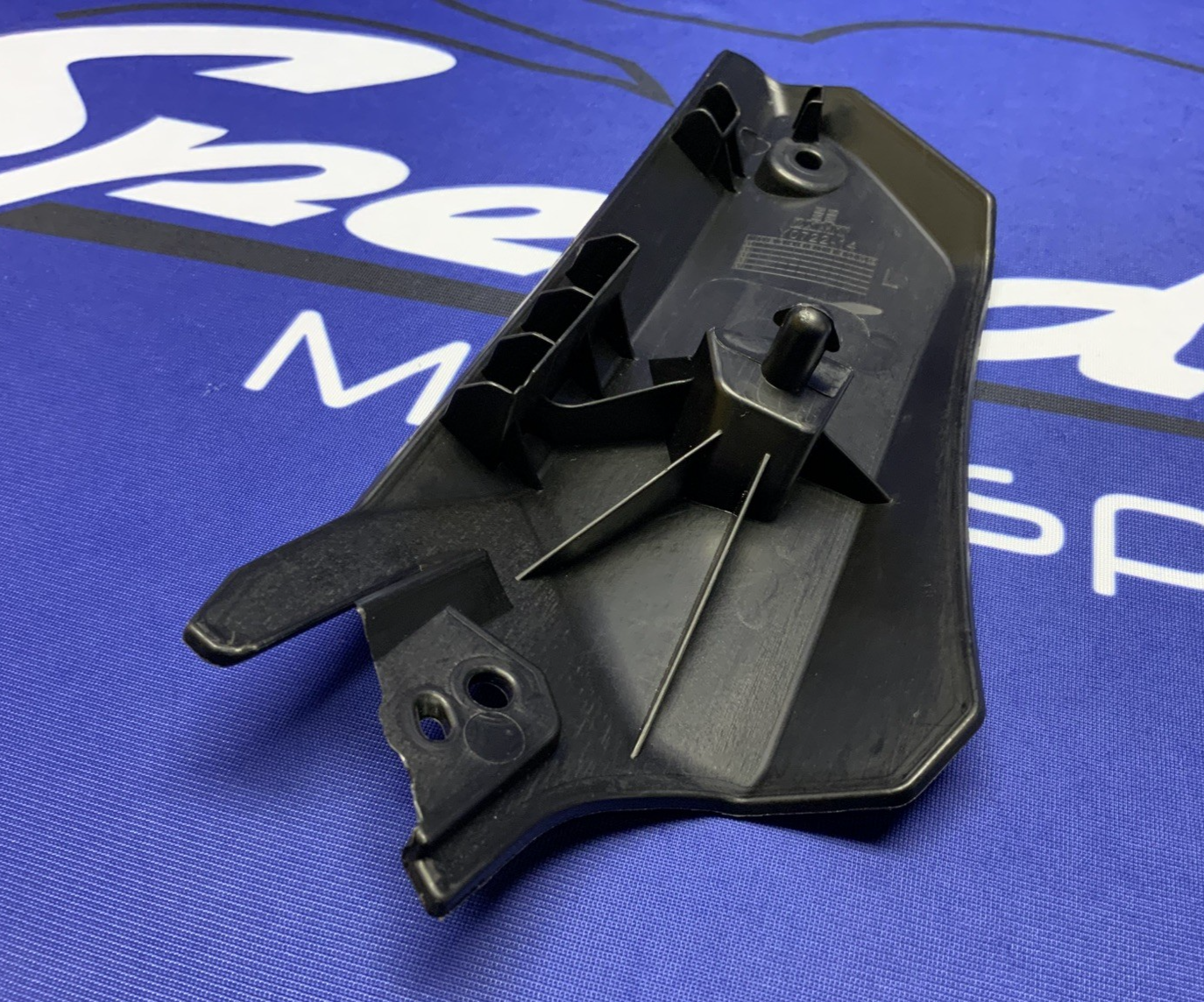 ZXMT Left Seat Under Cover YZF-R7 2022-2025 Y0722-14