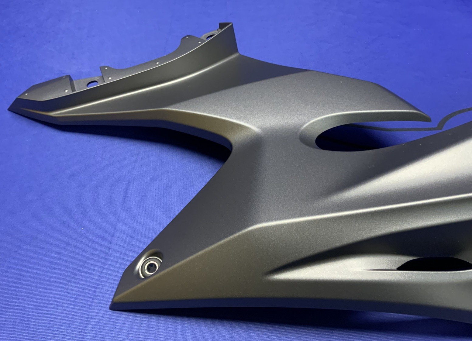 Yamaha Left Upper Fairing (Dark Gray) YZF-R6 2017-2024 OEM BN6-2117V-00-P4