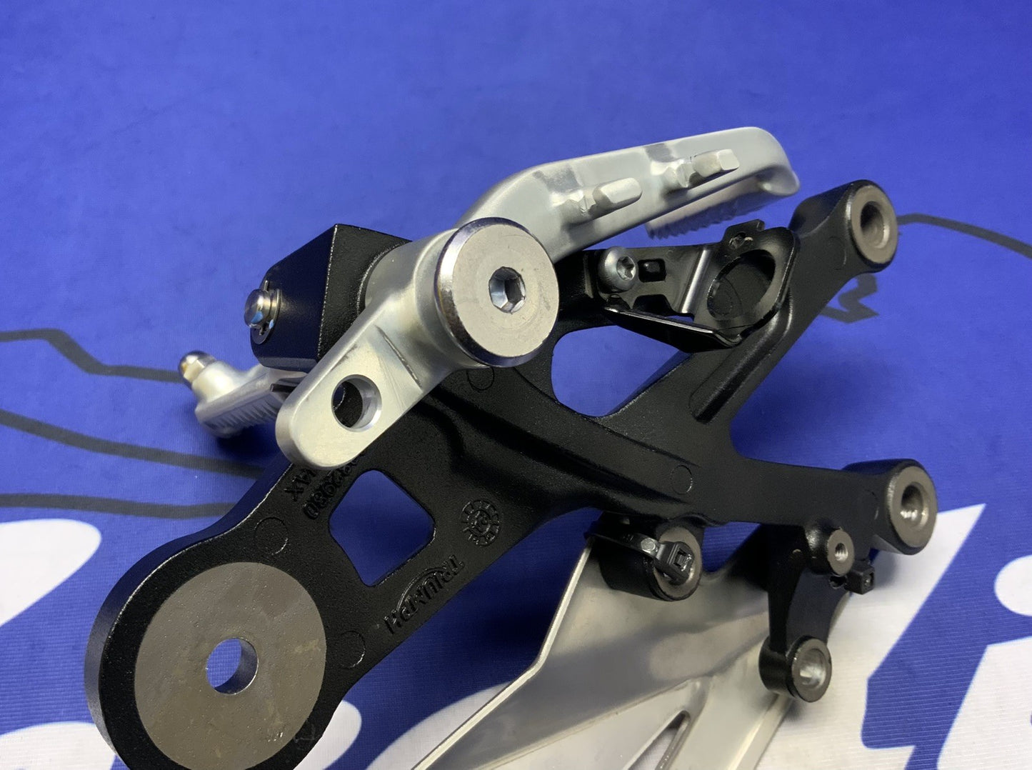Triumph Right Rear Set Assembly Street Triple RS 2023-2026 OEM T2082980-1