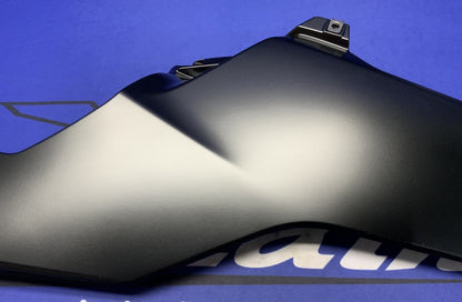 Yamaha Right Lower Fairing (Raven Black) YZF-R6 2017-2026 OEM BN6-28395-00-P1-1
