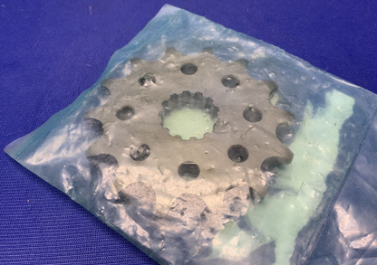 Suzuki Front Sprocket 14T DR Z400/Z400E 2000-2007 OEM 27511-47D10