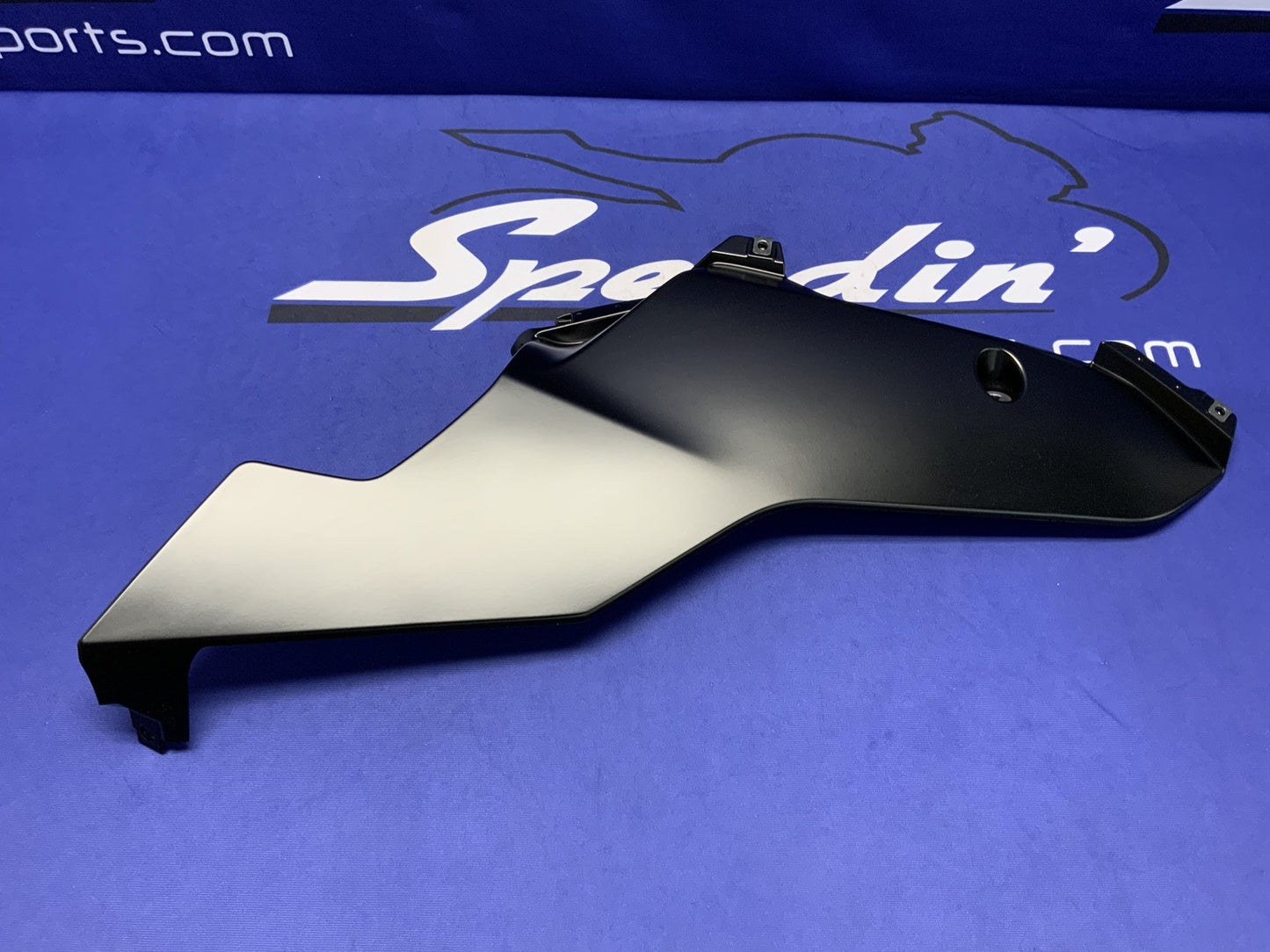 Yamaha Right Lower Fairing (Raven Black) YZF-R6 2017-2026 OEM BN6-28395-00-P1-3