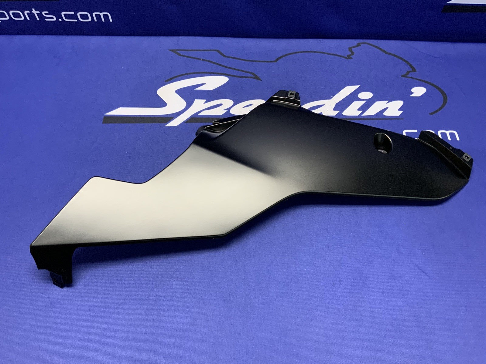 Yamaha Right Lower Fairing (Raven Black) YZF-R6 2017-2026 OEM BN6-28395-00-P1-3
