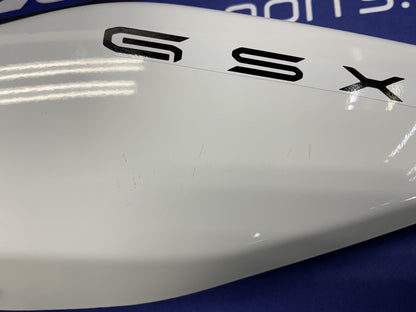 Suzuki Right Tail Fairing (Pearl Tech White) GSX-8R 2026 OEM 47110-25L11-QU2