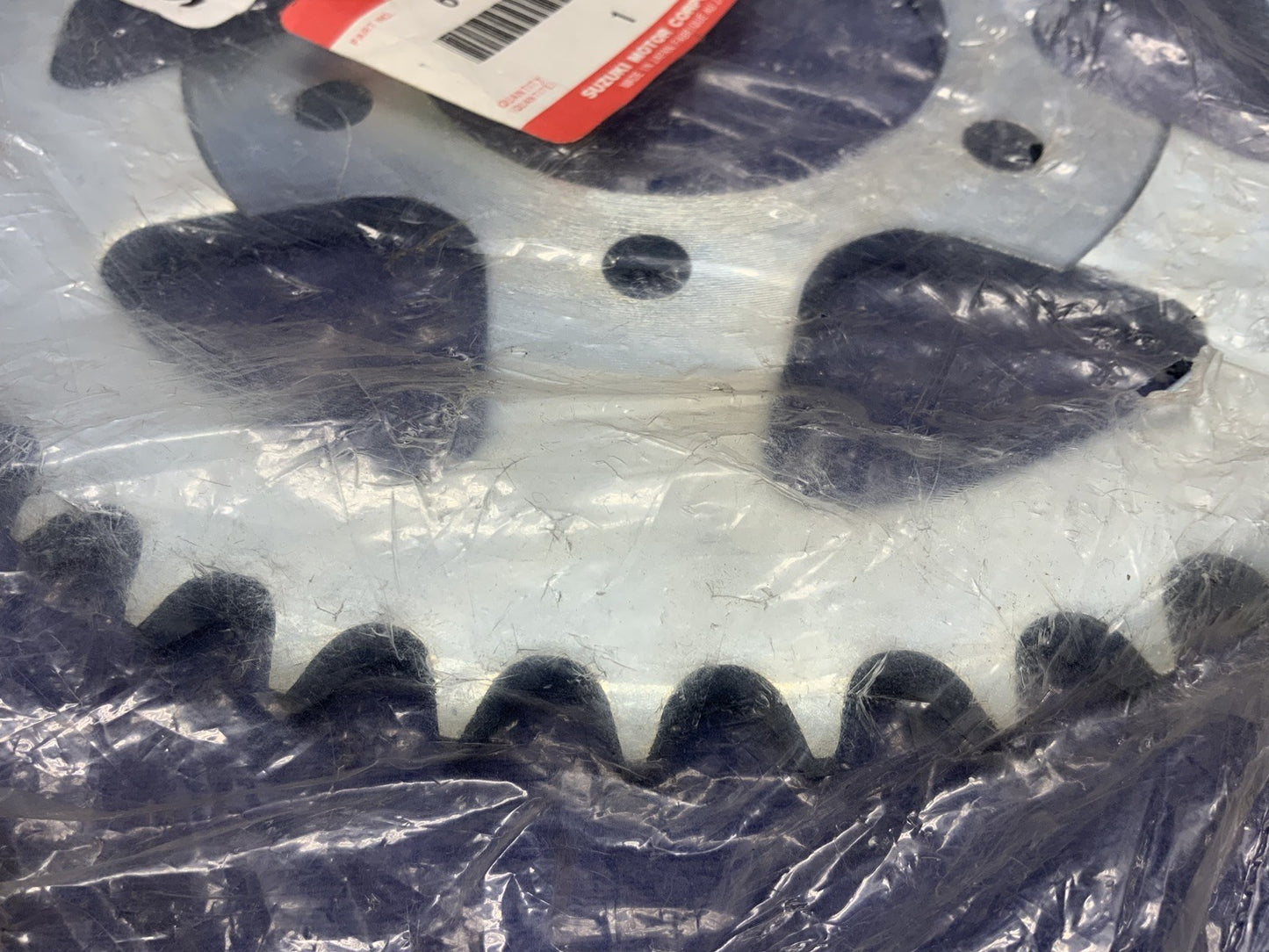 Suzuki Rear Sprocket GSX-R 750 1993-1997 530 42 Tooth OEM 64511-17D01