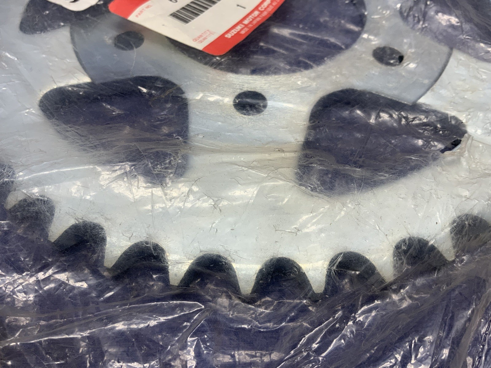 Suzuki Rear Sprocket GSX-R 750 1993-1997 530 42 Tooth OEM 64511-17D01