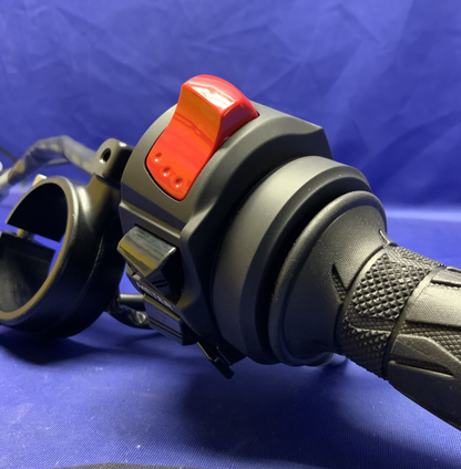 Suzuki Right Handlebar Assy W/Switches GSXR-600/750,2011-2024 OEM 37200-47H30