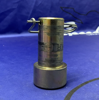 Pitbull Restraint Left Pin HWL YZF-R7 2022-2025 F0075HW-000