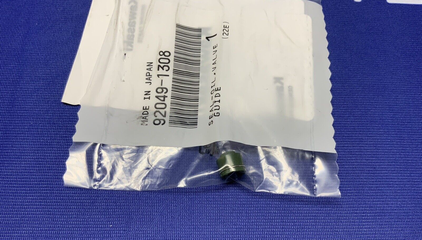 Kawasaki Valve Guide Oil Seal ZX-6R 1995-2024 OEM 92049-1308