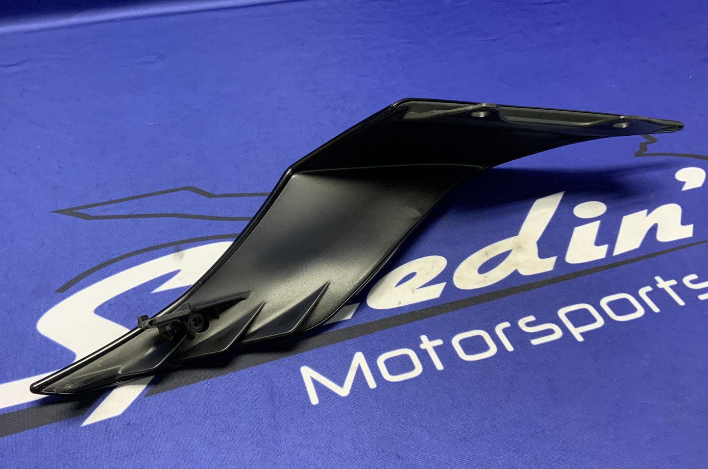 Yamaha Right Tail Fairing YZF-R6 2017-2026 OEM BN6-21721-00-P1-2