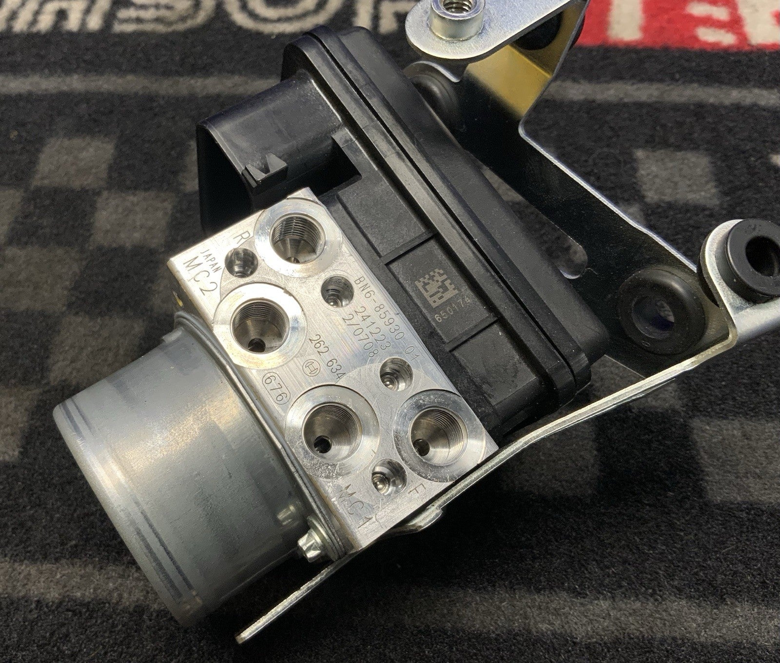 Kawasaki ABS module ZX-4R/RR 2023-2026 OEM 16082-0877-1