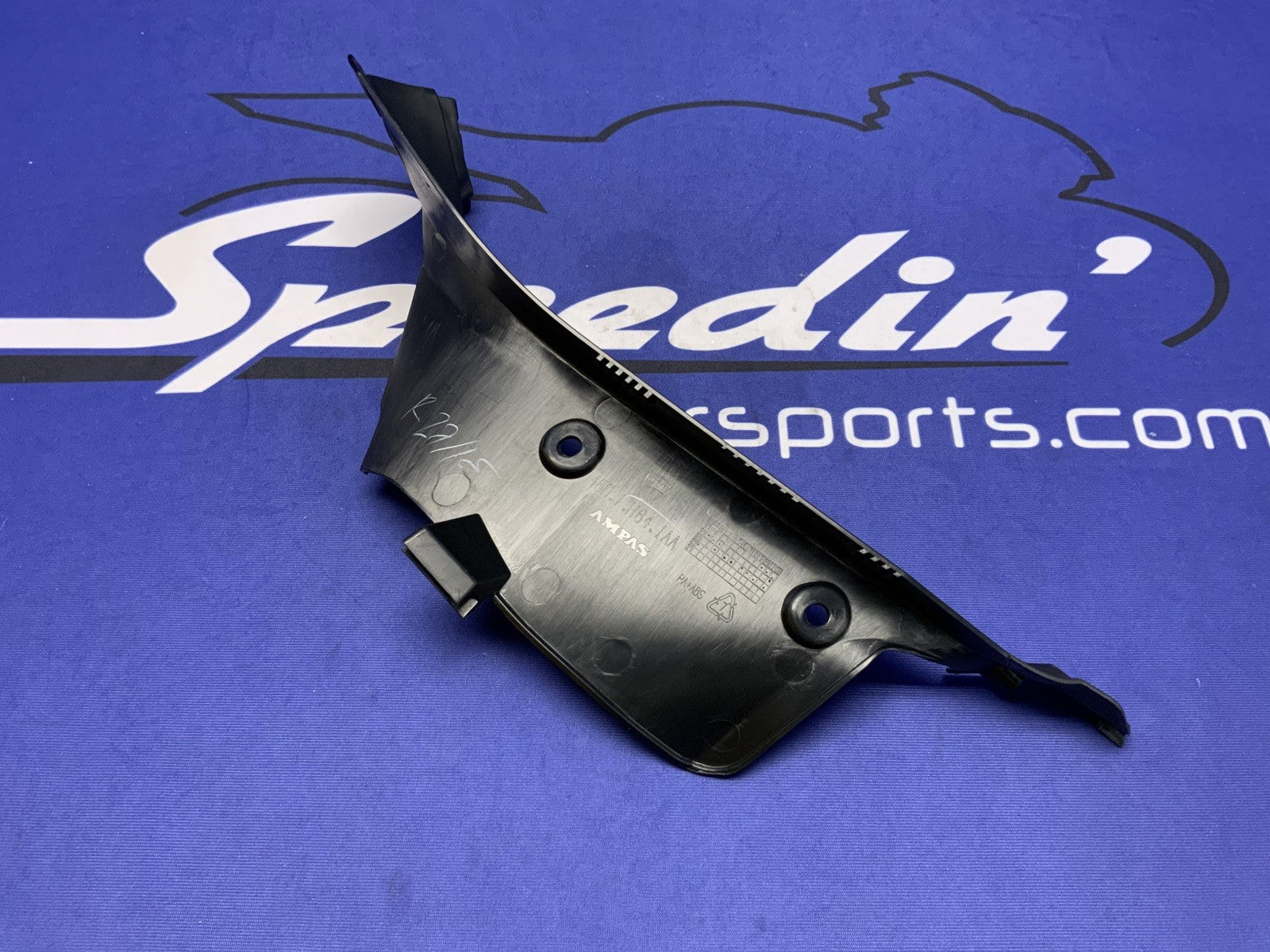 Ducati Right Body Cowl Cover Panigale V2 2020-2025 OEM 4601H641AA-1