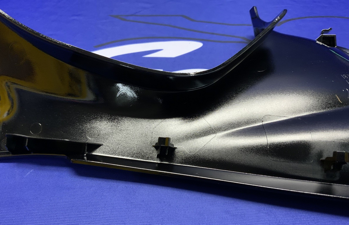 Yamaha Right Upper Fairing (Black) YZF-R7 2022-2025 OEM BEB-2837M-00-P4