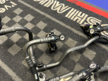 Ducati Lower Fuel Rail W/ Injectors Panigale V4 2021-2025 OEM 59024144B