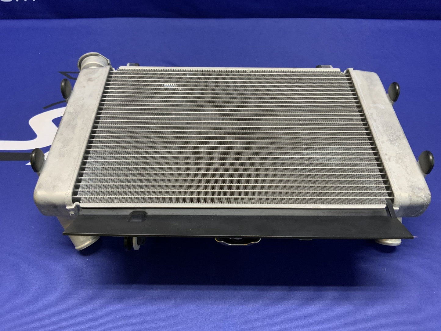 Suzuki Radiator Assembly W/Fan GSX-8R 2023-2026 OEM 17700-25L10-2