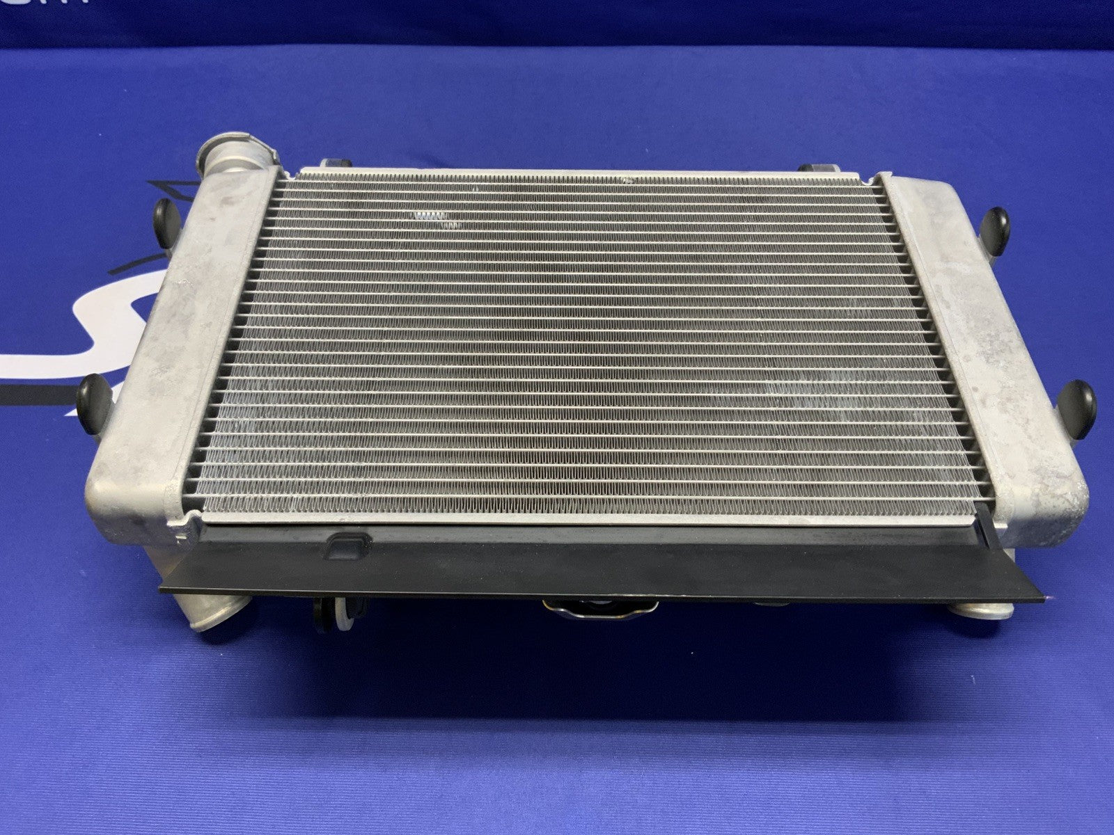 Suzuki Radiator Assembly W/Fan GSX-8R 2023-2026 OEM 17700-25L10-2
