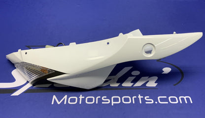 Suzuki Left Frame Cover W/ Turn Signal GSXR 750/600 11-26 OEM 47200-15J10-6KX-1