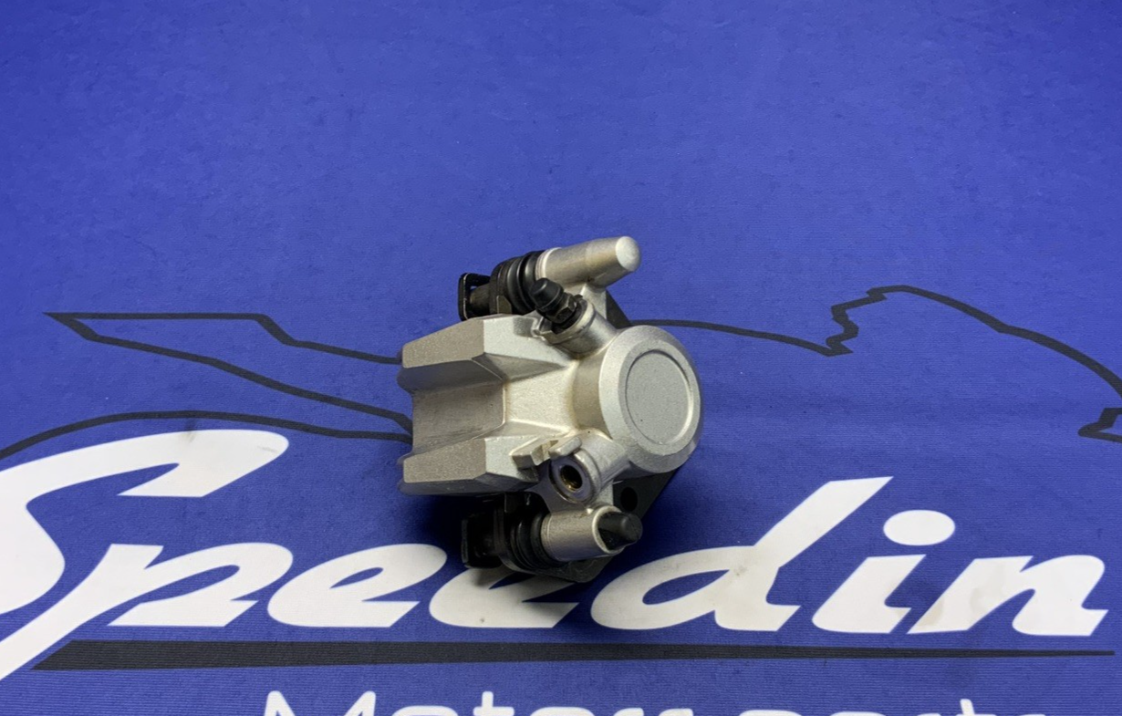 Kawasaki Right Front Brake Caliper Assembly ZX1000A 1986-1987 OEM 43041-1471-GN