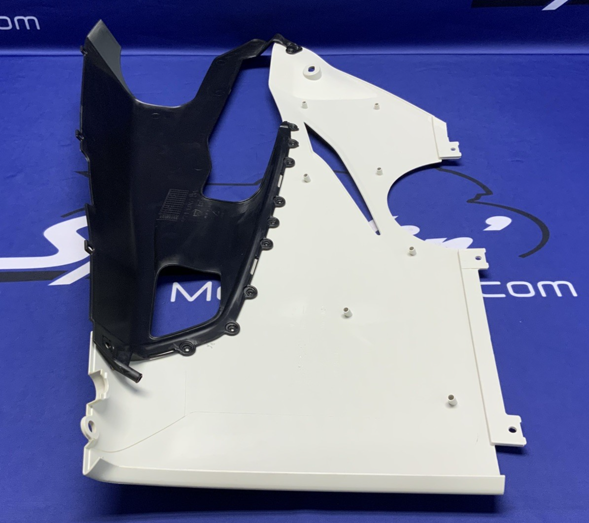 Ducati Lower Fairing Kit (Akrapovic Exhaust) Panigale V4 2018-2021OEM 97180713A