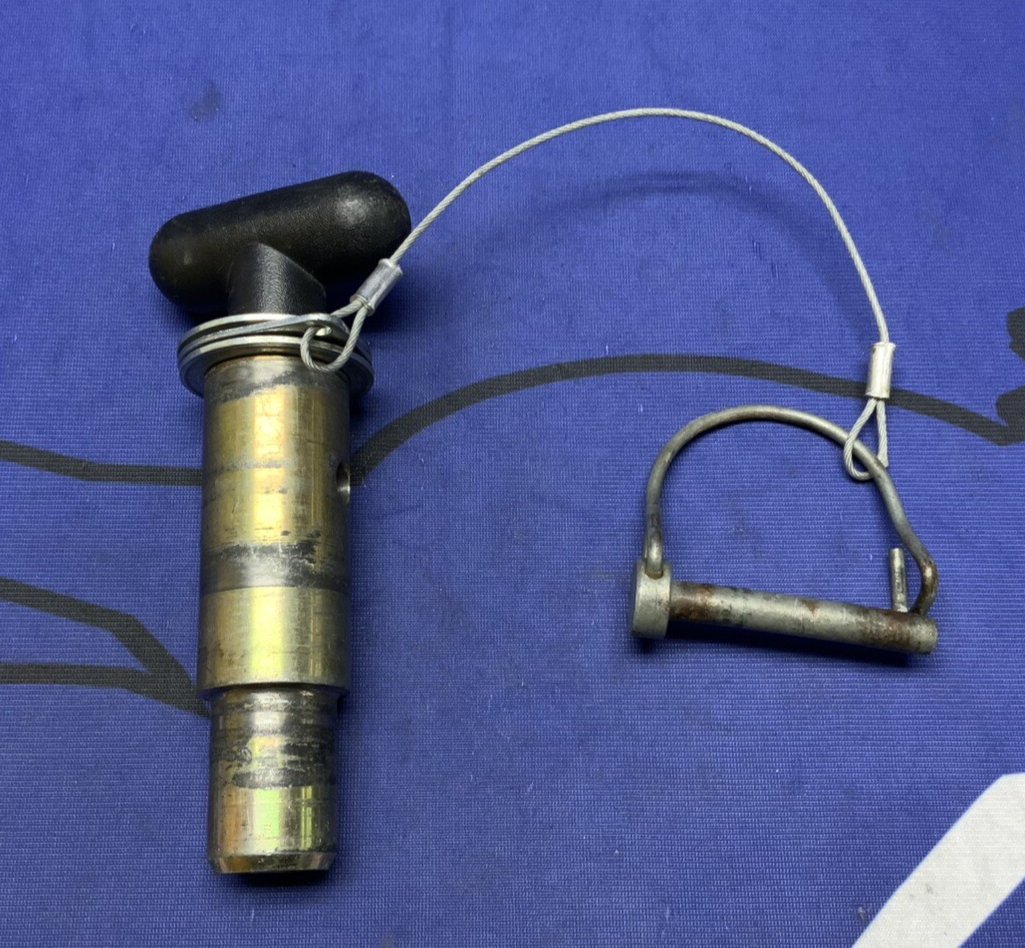 Pitbull Restraint Left Pin HBL FZ1 2006-2014, FZ8 2011-2013 F0075HB-000