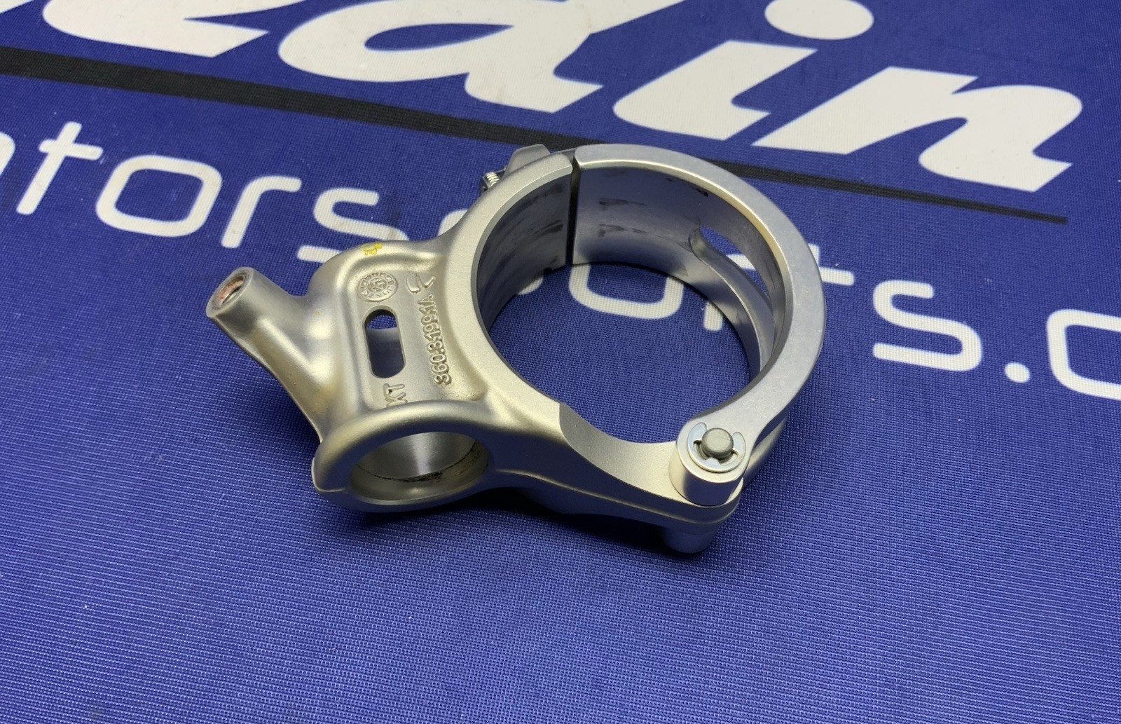 Ducati Right Handle Bar Clamp Panigale V4 2021-2025 OEM 36031991A