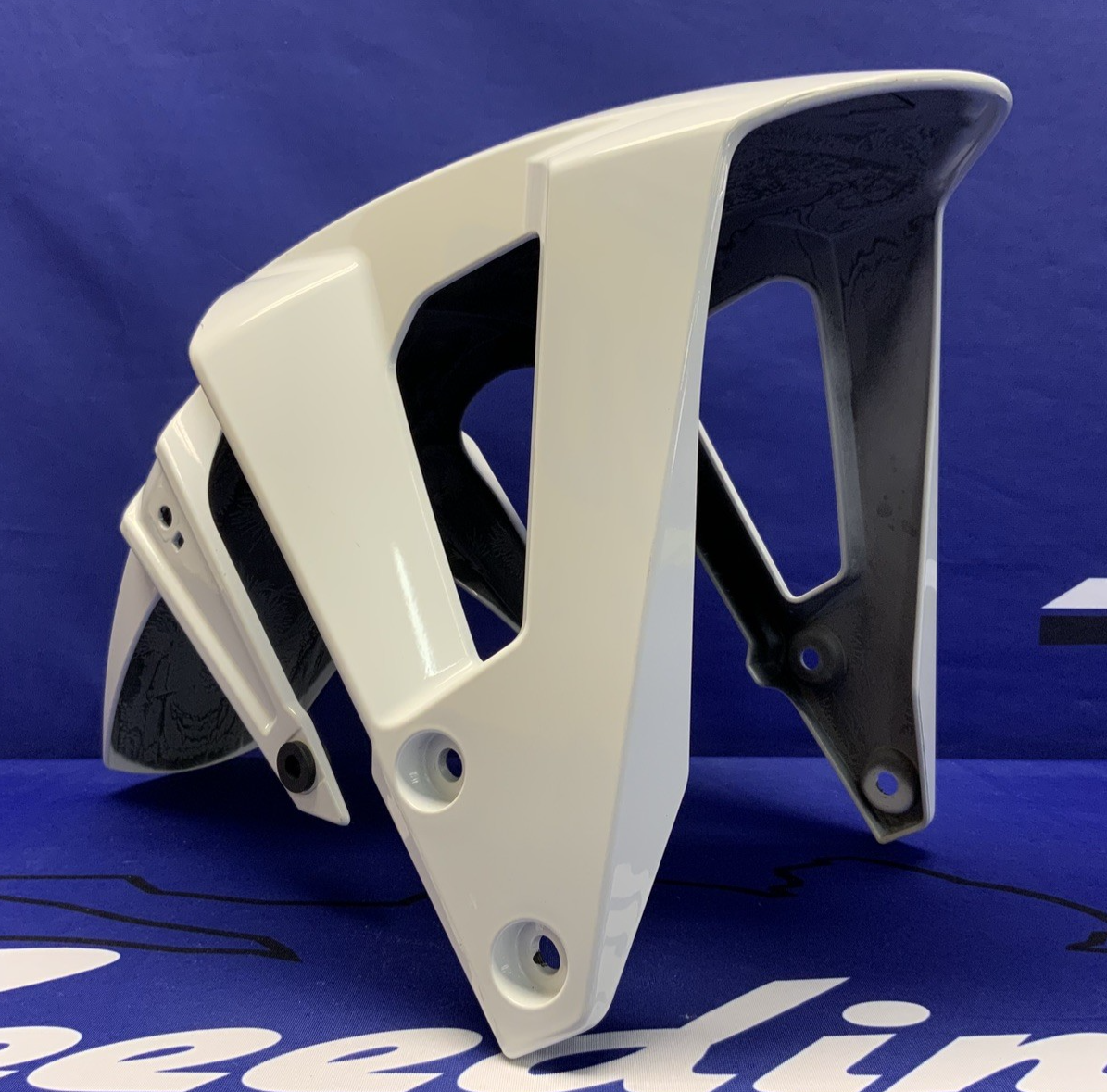 Suzuki Front Fender (Pearl Tech White) GSX-8R 2026 OEM 53111-25L00-QU2-1