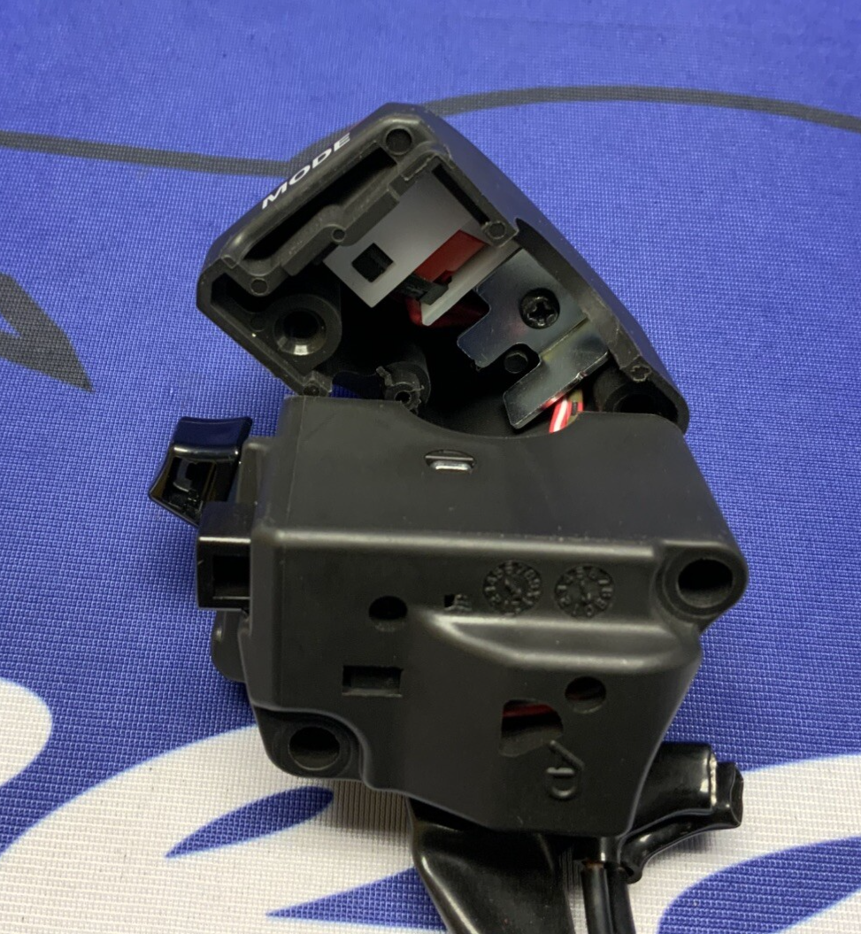 Yamaha Right Switch Assembly YZF-R6 2017-2024 OEM BN6-83963-10-00