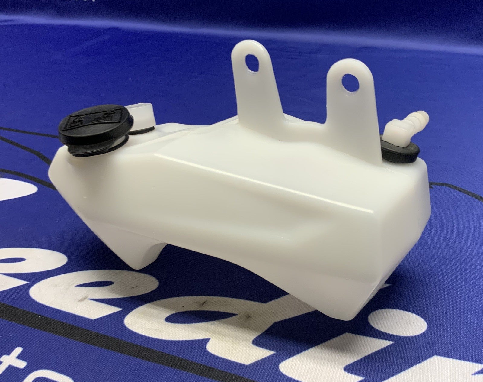 Triumph Coolant Reservoir Assembly Street Triple RS 2023-2026 OEM T2109765