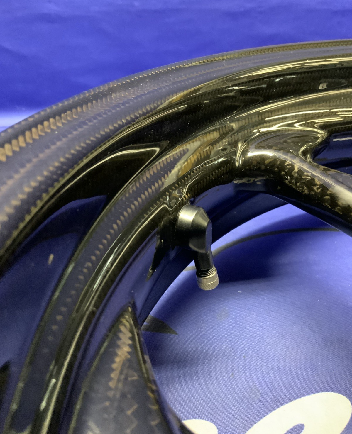 BMW Front Carbon Wheel M1000RR 2021-2023, S1000RR 2019-2022 OEM 36317925438