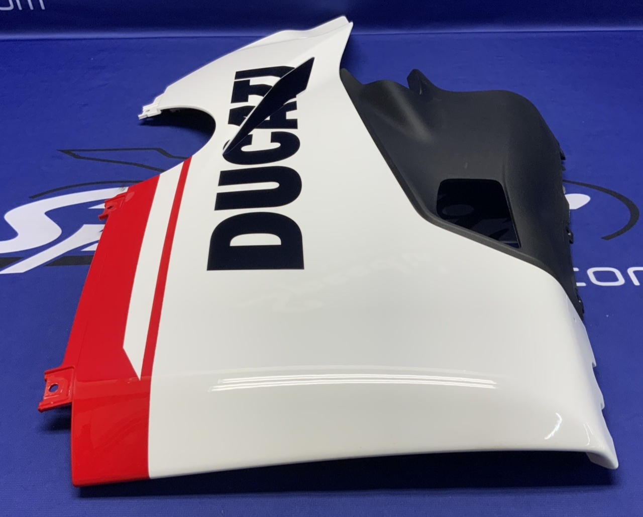 Ducati Left Fairing (White) Panigale V4 2019 OEM 48019825BA