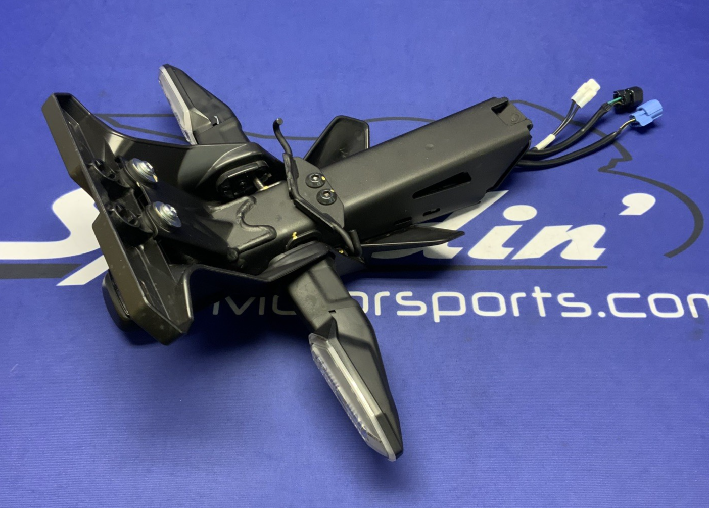 Kawasaki Rear Fender Assy W/ Turn Signals ZX-4R/RR 2023-2025 OEM 11057-7472