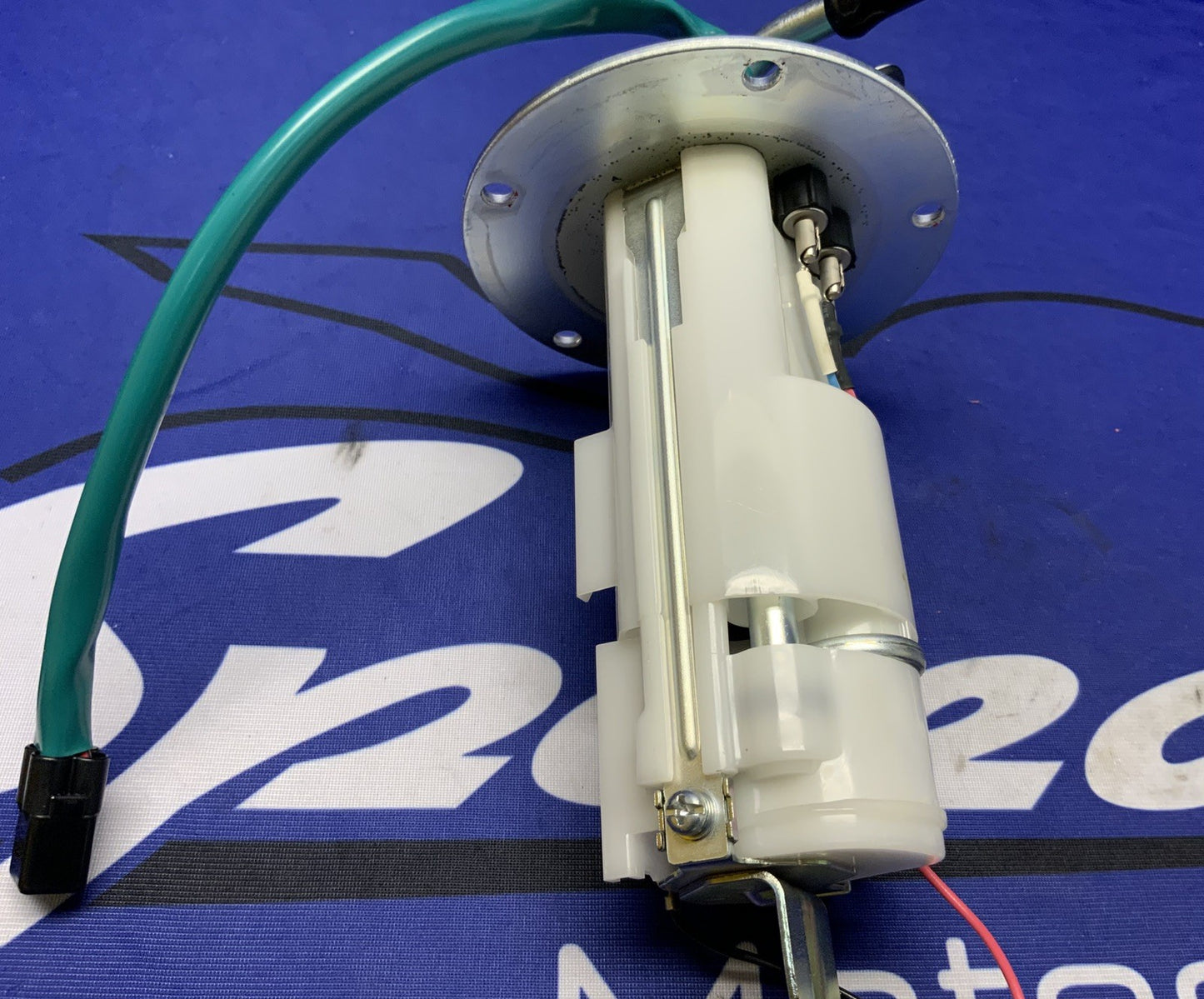 Kawasaki Fuel Pump Assembly ZX-6R 2019-2026 OEM 49040-0779