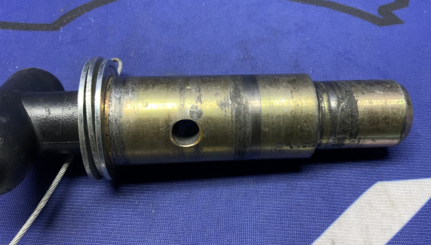 Pitbull Restraint Left Pin HBL FZ1 2006-2014, FZ8 2011-2013 F0075HB-000