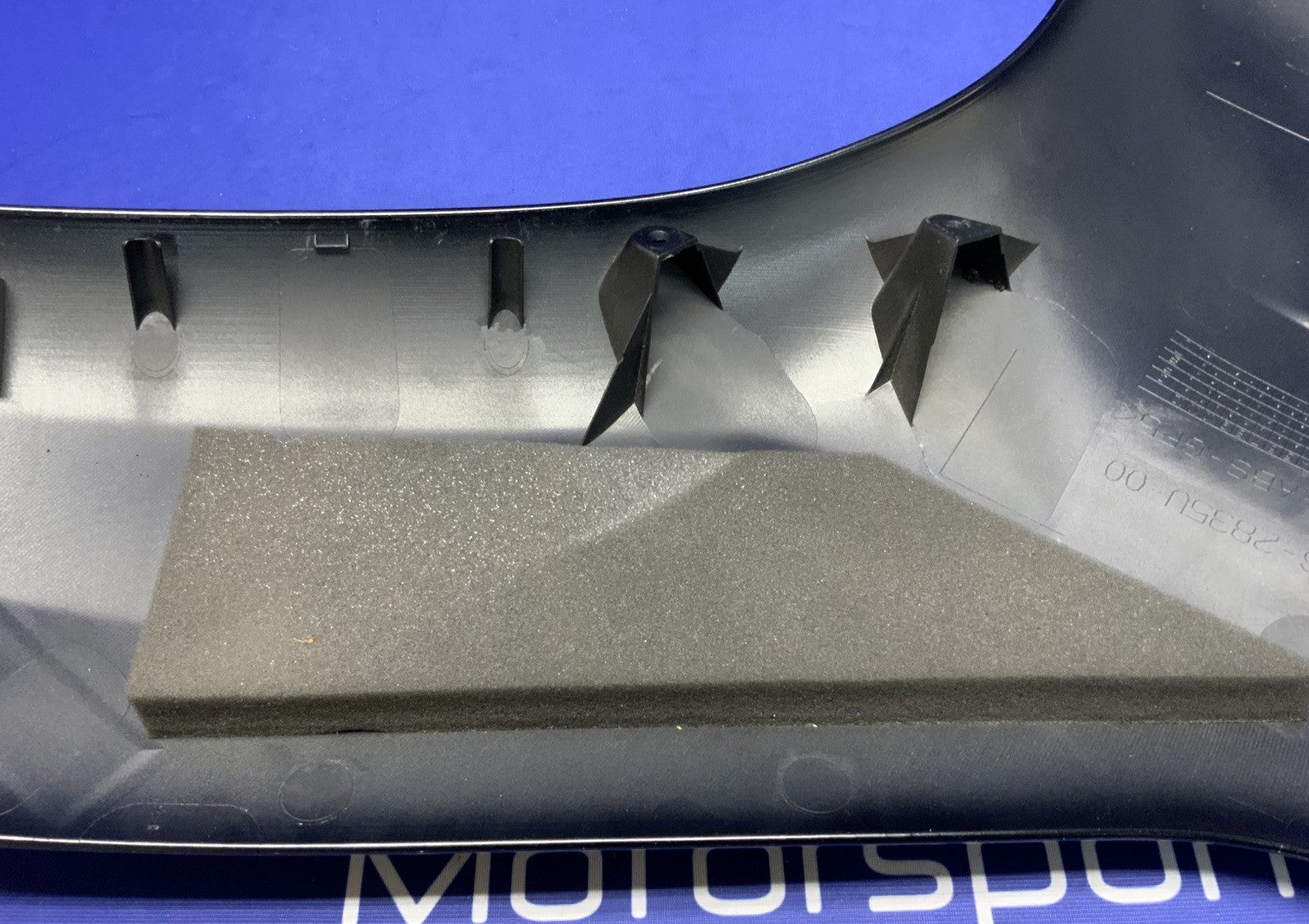 Yamaha Left Fairing (Raven Black) YZF-R6 2017-2026 OEM BN6-2835U-00-P1-2