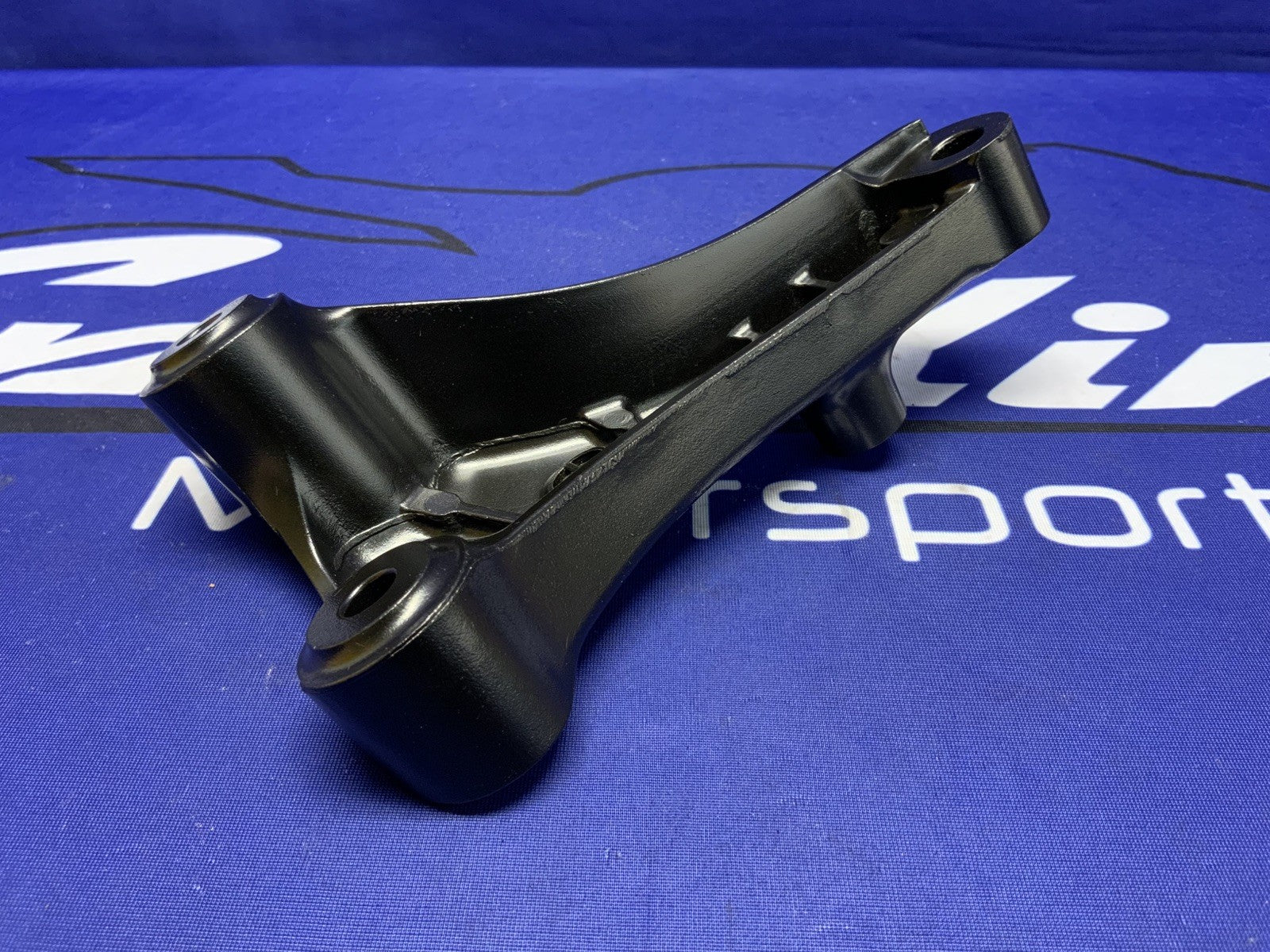 Kawasaki Engine Bracket Left Front Concours 14 ABS 2012-2022 OEM 32190-0424