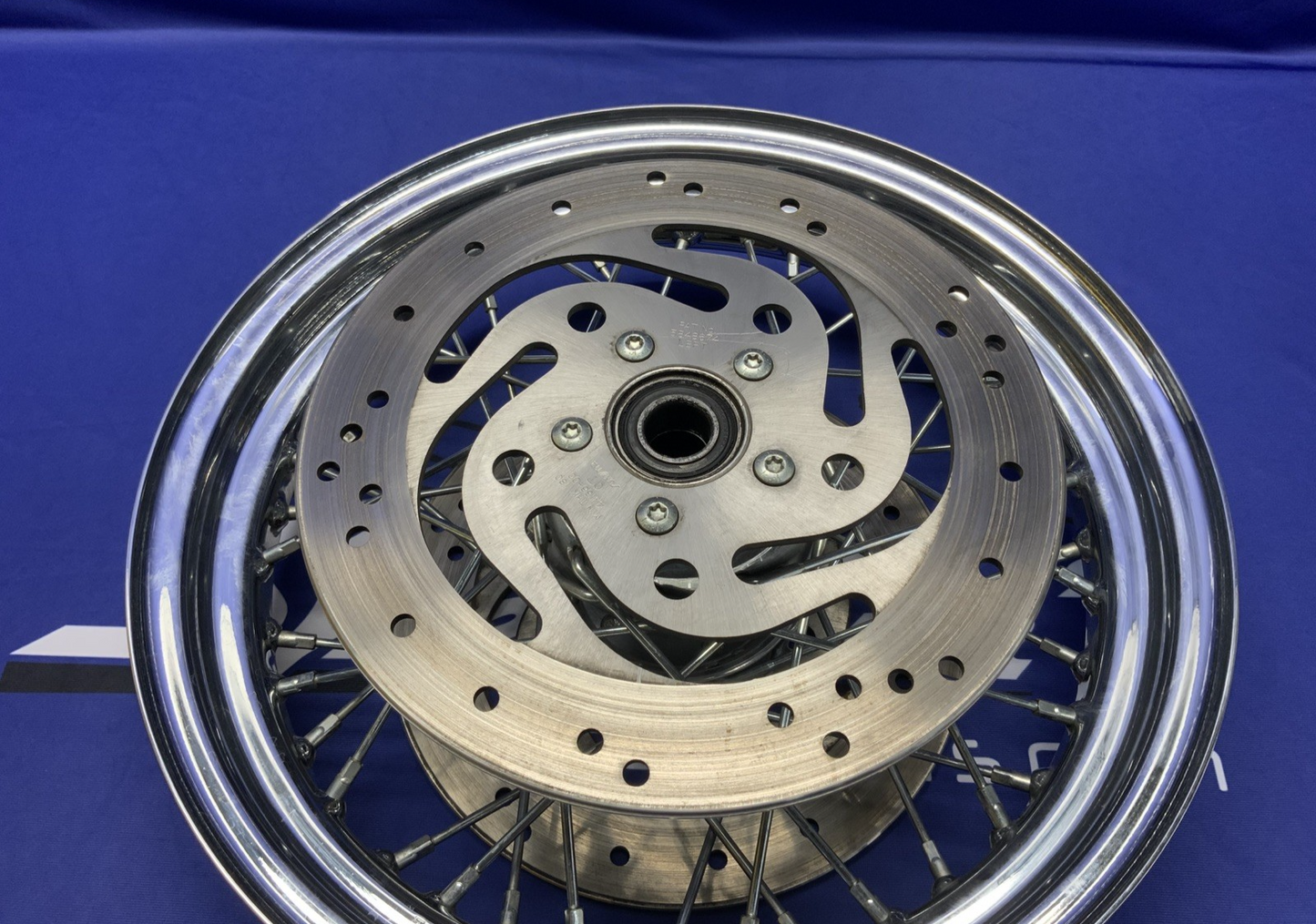 Harley Davidson 16" Front Wheel W/ Rotors Electra Glide 2000-2004 OEM 40960-08