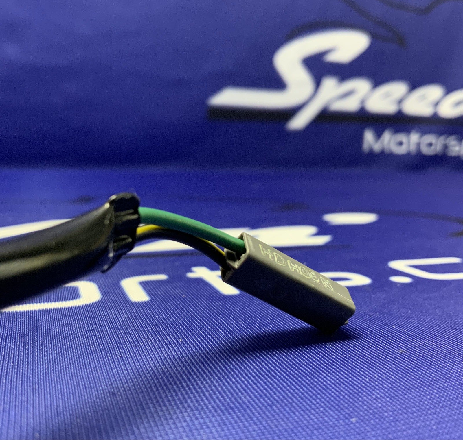 Kawasaki Right Rear Turn Signal Ninja 500 2024-2026 OEM 23037-0537