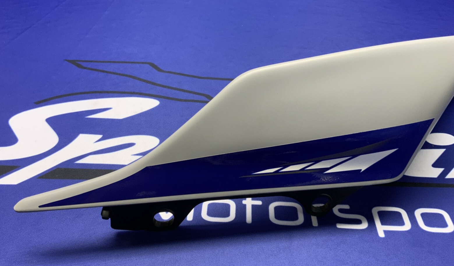 Yamaha Left Tail Fairing (Gray & Blue) YZF-R6 2017-2024 OEM BN6-W2171-50-P5