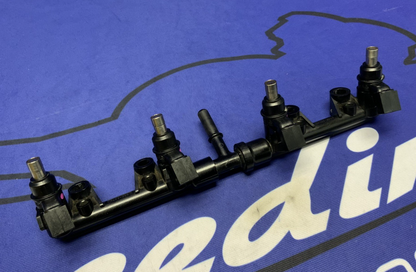 Kawasaki Top Feed Injector Assembly W/ Injectors ZX-6R 2009-2012 OEM 59071-0062
