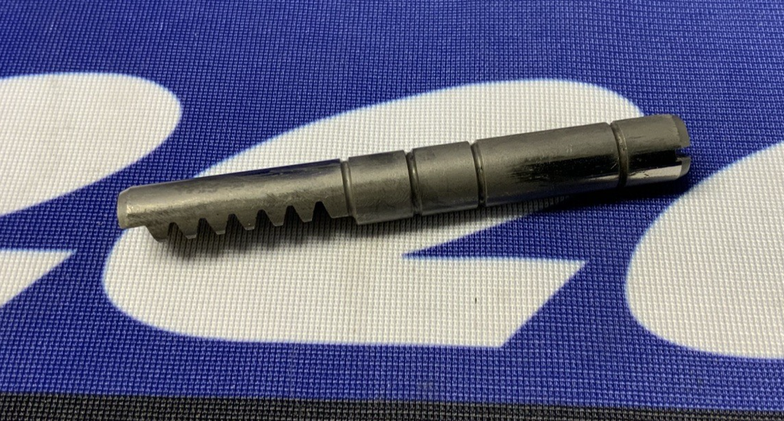 Kawasaki Power Valve Operating Rod KX250 2000-2002 OEM 46102-1437