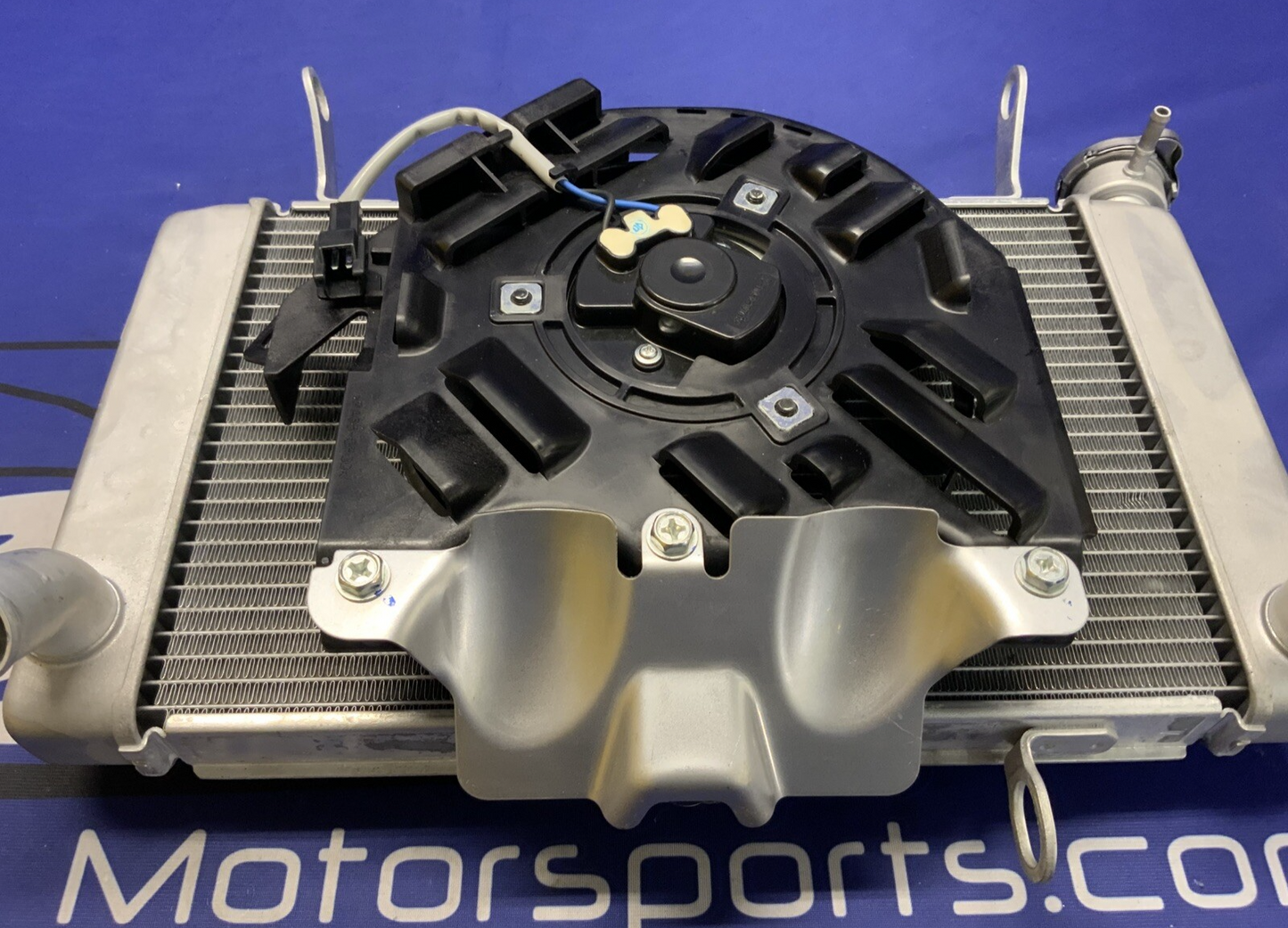 Suzuki Radiator Assembly (Gray) W/ Fan GSX-8R/S 2024-2025 OEM 17700-25L10