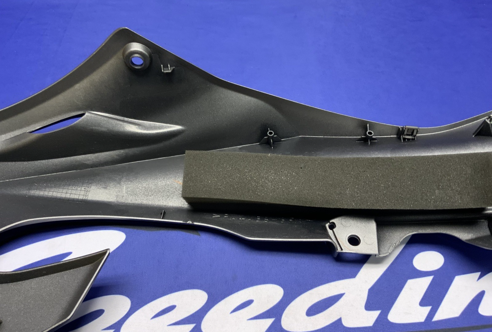 Yamaha Left Upper Fairing (Dark Gray) YZF-R6 2017-2024 OEM BN6-2117V-00-P4