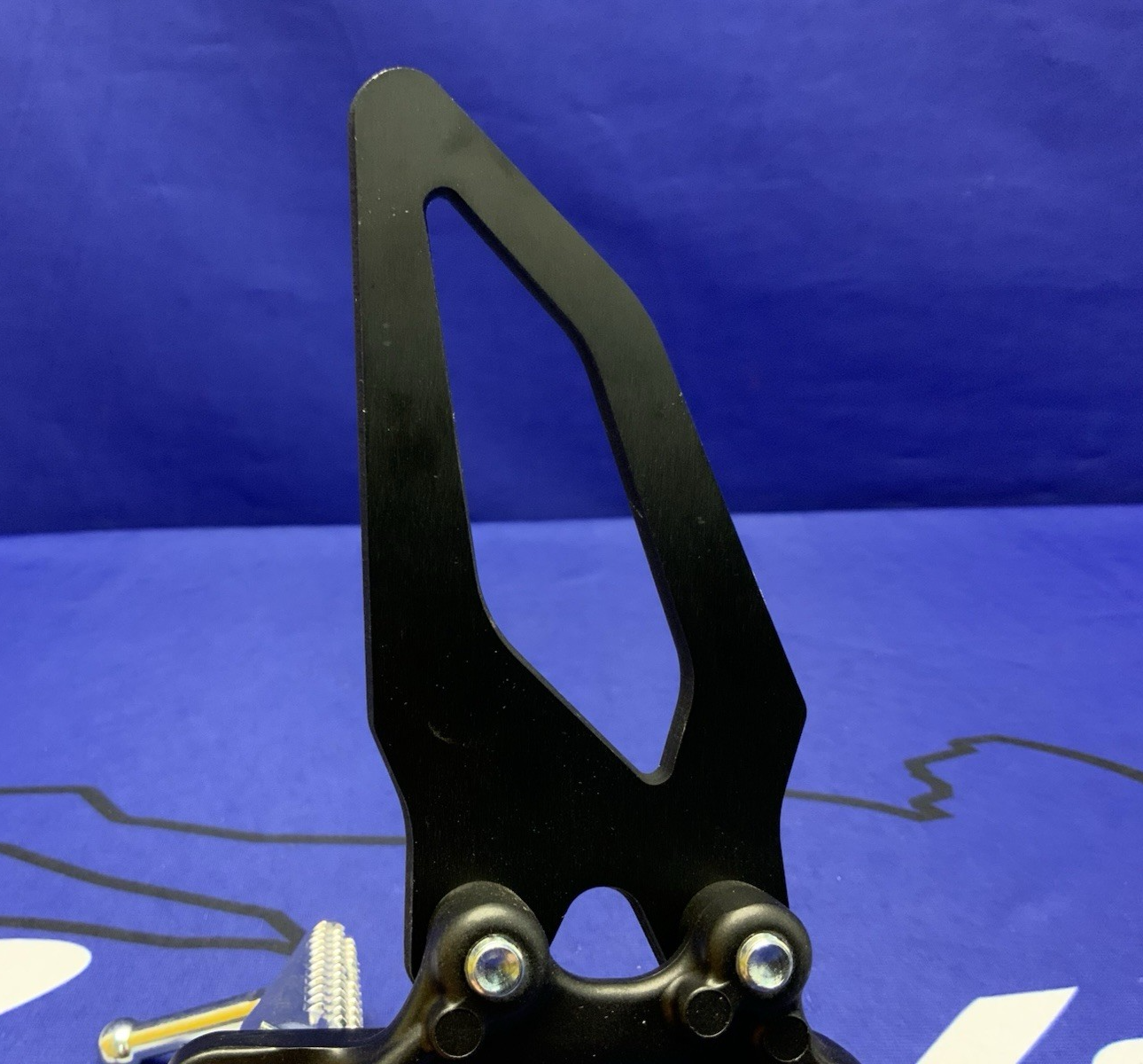 Yamaha Left Rear Set Bracket YZF-R9 2025 OEM BEA-27442-00-00