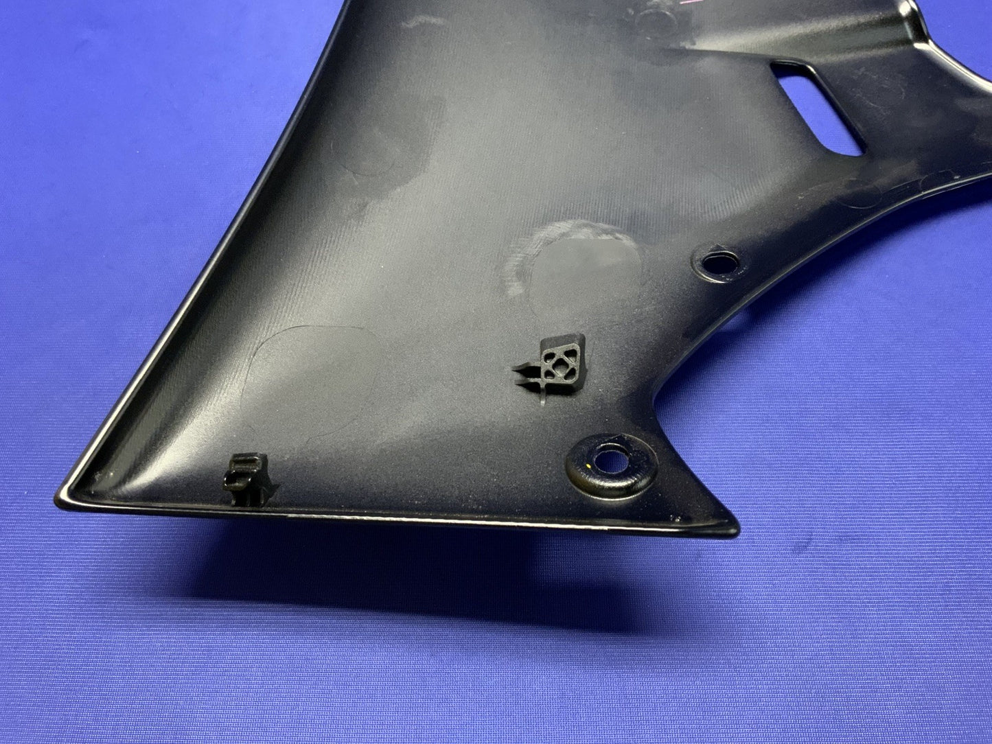 Yamaha Right Fairing (Raven Black) YZF-R6 Race 2023-2026 OEM BN6-2835V-00-P1-3