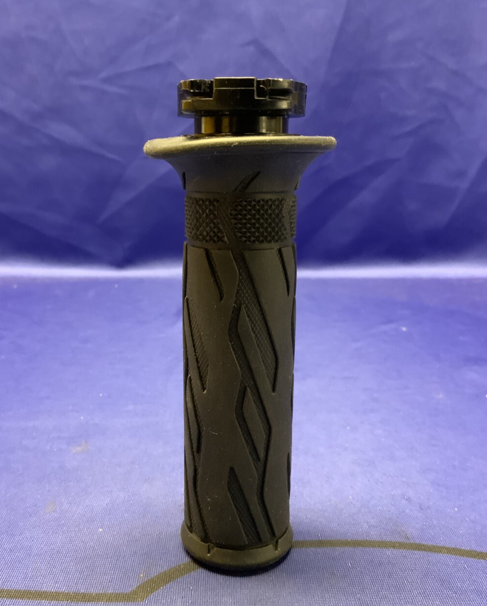 Suzuki Throttle Grip GSXR 600/750 2008-25, GSXR 1000/R 2017-25 OEM 57110-21H02