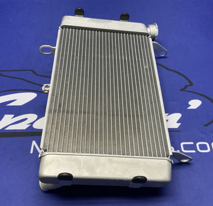 Suzuki Radiator Assembly (Gray) GSX-8R/S 2023-2025 OEM 17700-25L10
