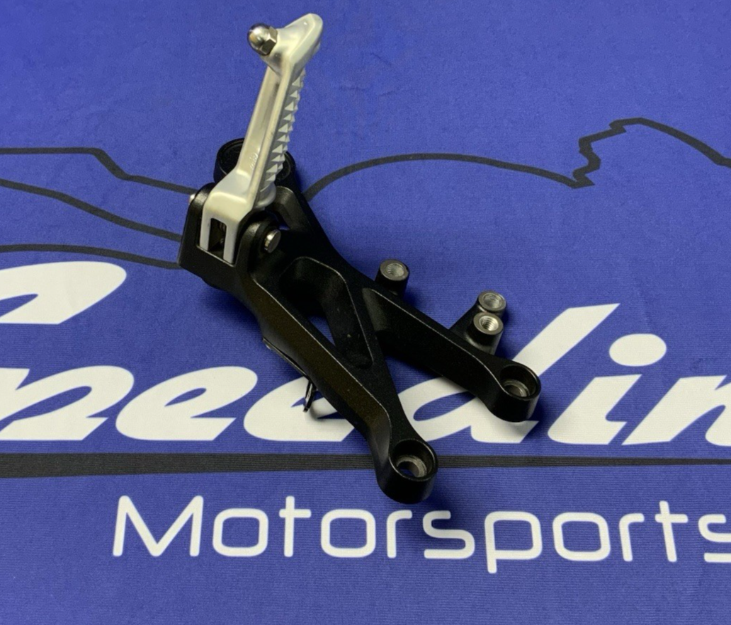 Triumph Right Rearset Street Triple R/RS/Moto 2 2023-2025 OEM T2082980